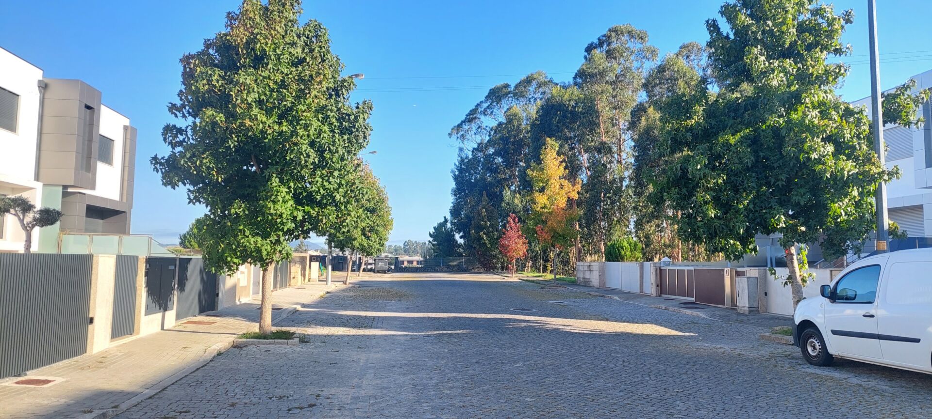 Lote de terreno para moradia geminada
